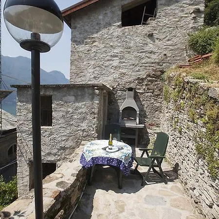 Pinky House Holiday home Nesso