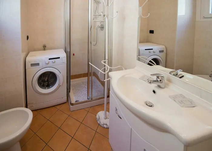 Pinky House Hébergement de vacances Nesso