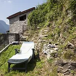 Pinky House * Nesso