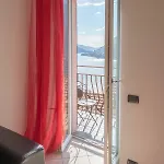 Semesterbostad Pinky House