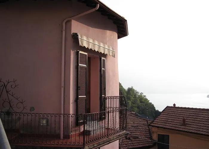 Holiday home Pinky House Nesso