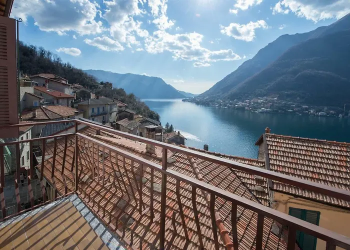 Holiday home Pinky House Nesso